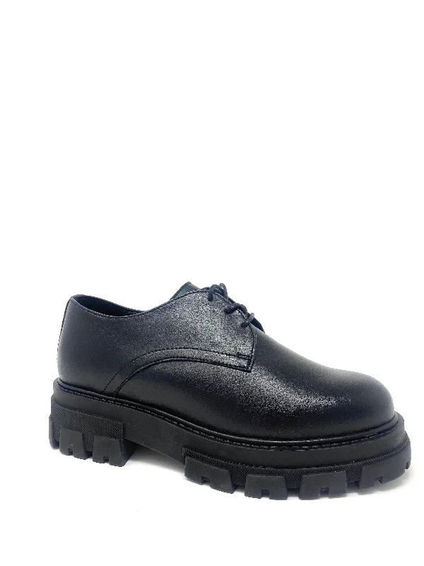 Oxford shoes for professional women -Oxfords Social GatheringLeila Oxford in Black from Novacas