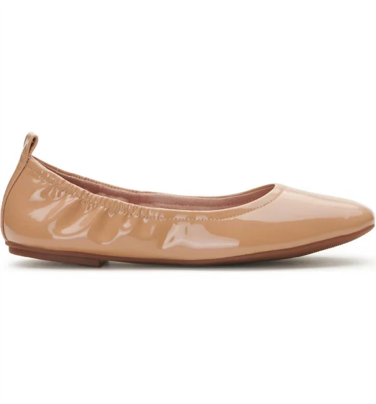 Flats with cushioned insole for maximum comfort-Flats with neutral tones-Ronjlita Chic Ballet Flats In Beige