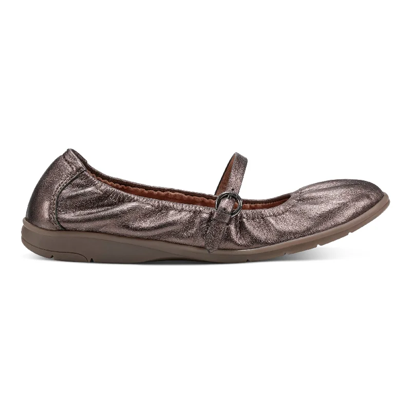 Comfortable flats with soft lining for added comfort-Flats for winter outfits-Korvino Almond Toe Casual Ballet Flats