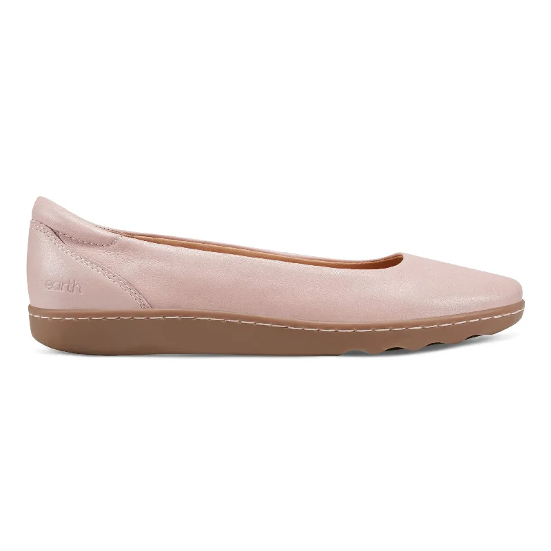 Flats with decorative metal details for added flair-Flats with plaid pattern-Landen Round Toe Casual Flats