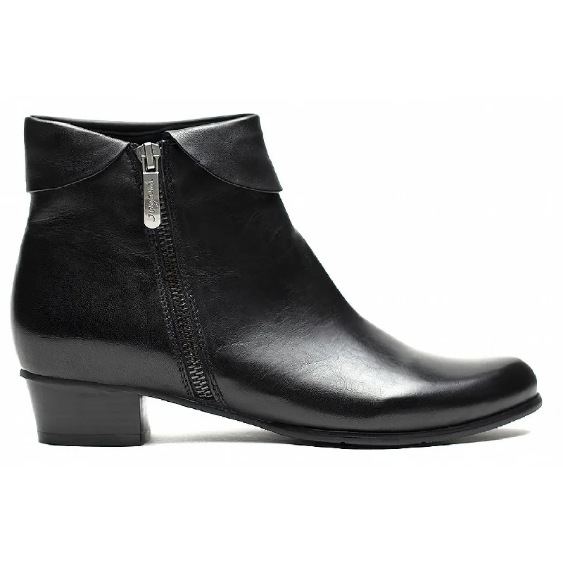 Soft leather boots for women with a slouchy design-Stefany 03