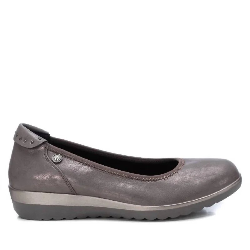 Comfortable flats for urban wear with stylish accents-Flats with unique comfort-Women's Ballet Flats Shoes In Charcoal