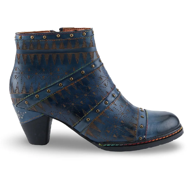 Stylish boots for women with low heel and pointed toe-Niobe