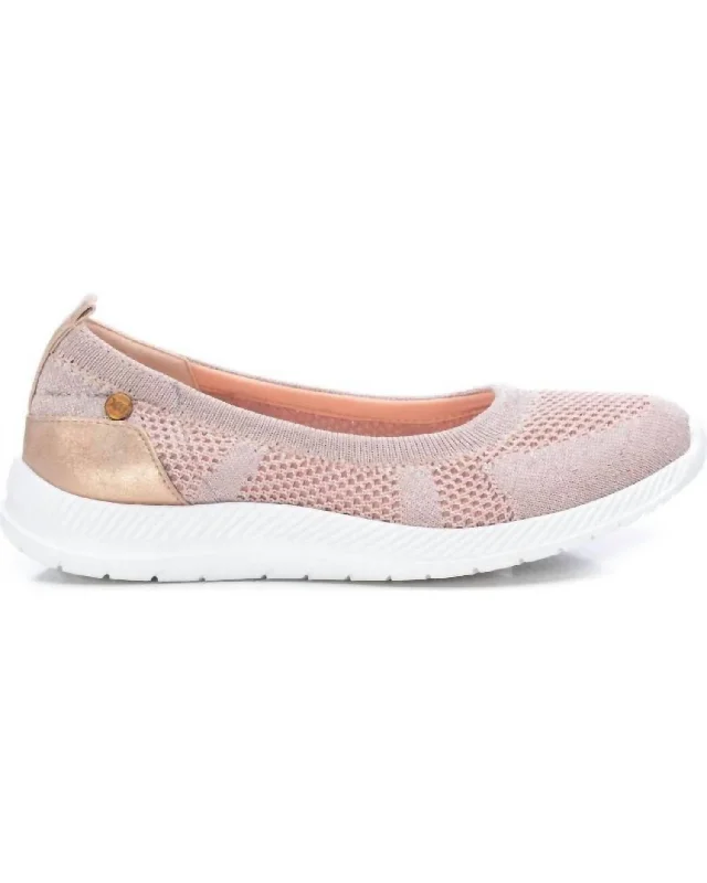 Flats with waterproof material for rainy weather-Flats with subtle design-Women's Ballet Flats In Nude