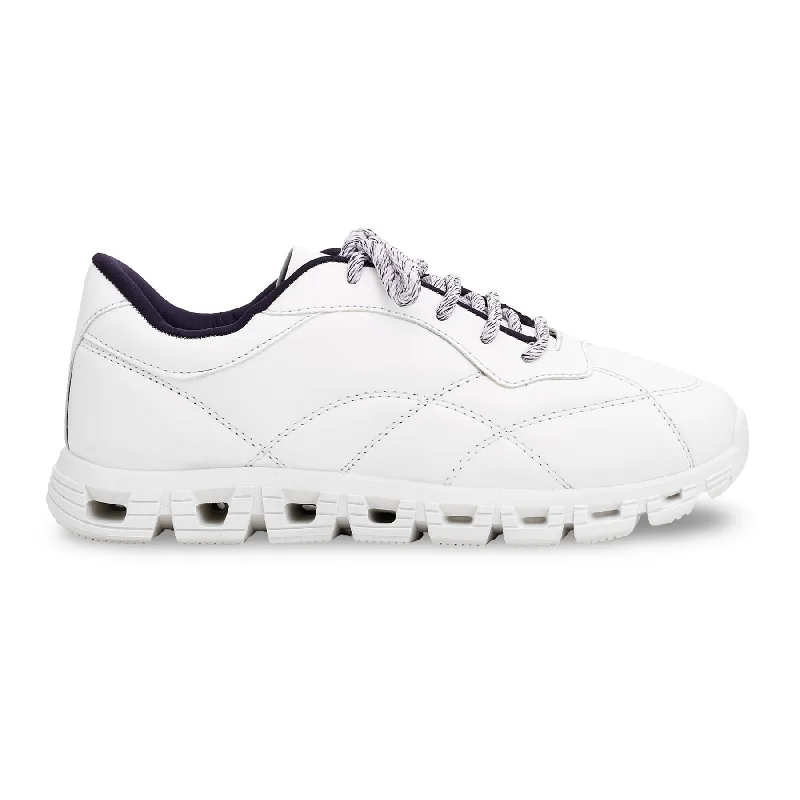 athletic shoes for men with weather-resistant upper for year-round use-Athletic shoes with cool accentsWomen White Sneaker AT7318