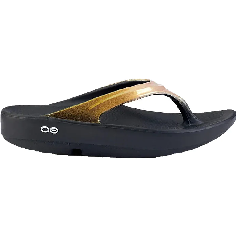 sandals for both men and women with adjustable featuresWomen's OOFOS OOlala Luxe Macchiato Synthetic