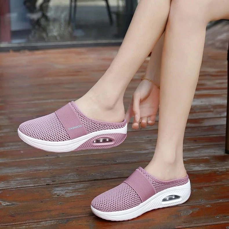 slippers for women with easy slip-on style for casual wear-Slippers with noise reduction-OCW Women Breathable Slippers Mesh Lightweight Thick Air Sole Shoes