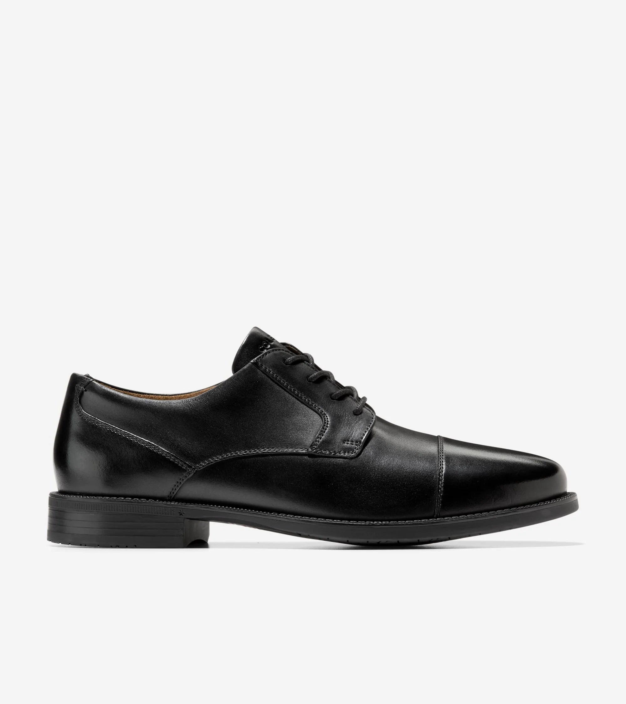 Oxfords with perforated detailing -Oxfords Restoration TipsMen's Bedford Cap Toe Oxford