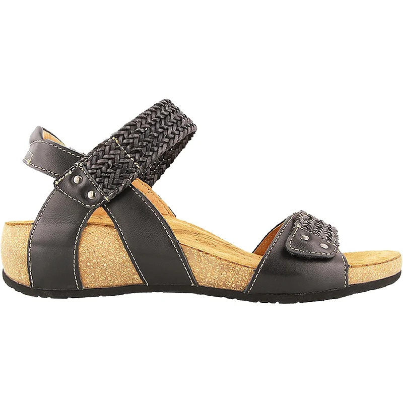 sandals for both formal and casual occasionsWomen's Taos Bonnie Black Leather