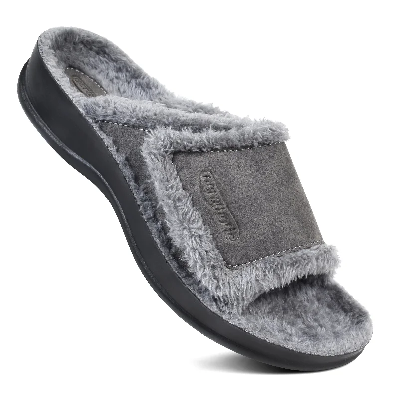 slippers for men with padded collar for ankle comfort-Slippers near markets-Aerothotic - Hadley Cozy Faux Fur Slipper