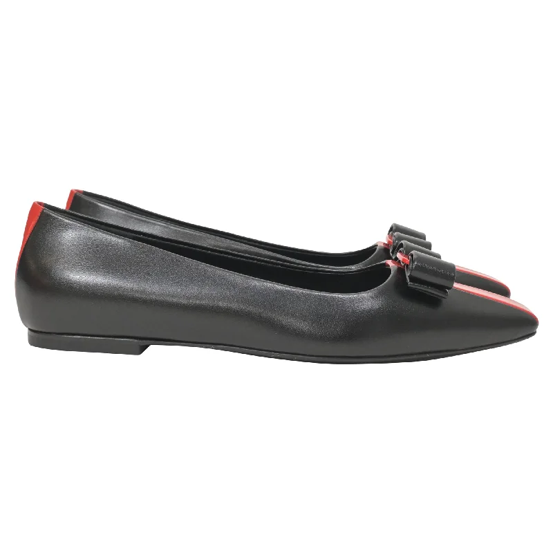 Trendy flats with modern perforated design for style and breathability-Flats with trendy fit-Salvatore Ferragamo Vara Bow Ballet Flats in Black Leather