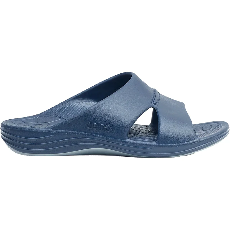 sandals for both outdoor fun and casual wearMen's Aetrex Bali Navy EVA