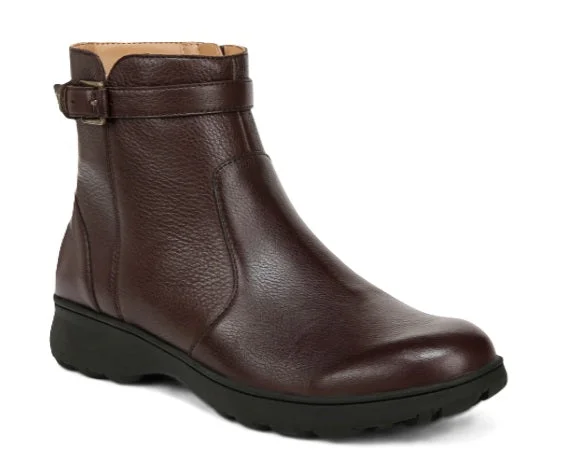 Stylish fur-lined boots for women with a warm feel-Women's REDDING WP BOOT - Chocolate