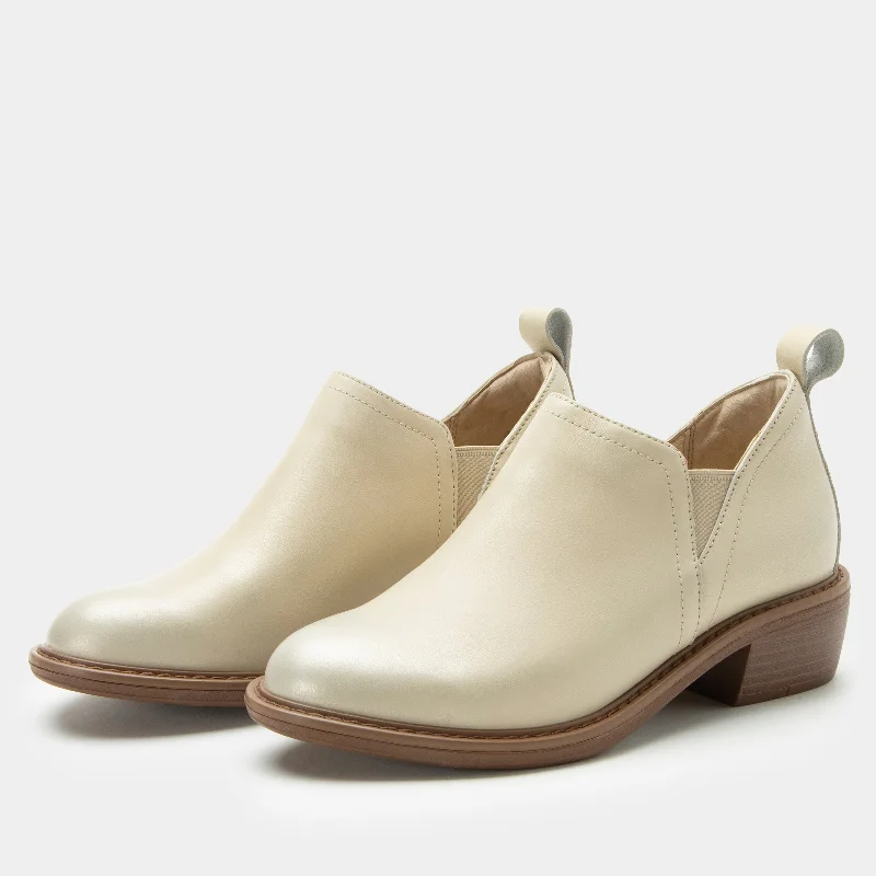 Trendy ankle boots for women with zipper and buckle-Merle Gold Cream Boot