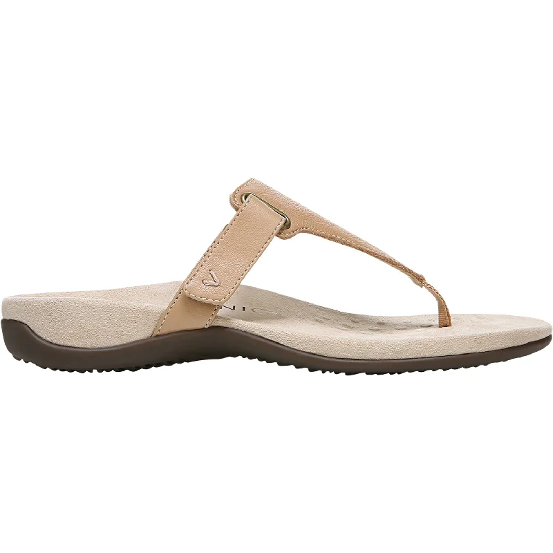 sandals with footbed designed for all-day comfortWomen's Vionic Wanda Macaroon Leather