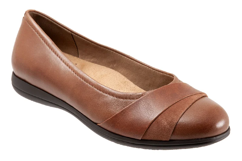 Casual shoes for running errands in comfortcasual shoes for women with soft suede material for casual elegance-Danni