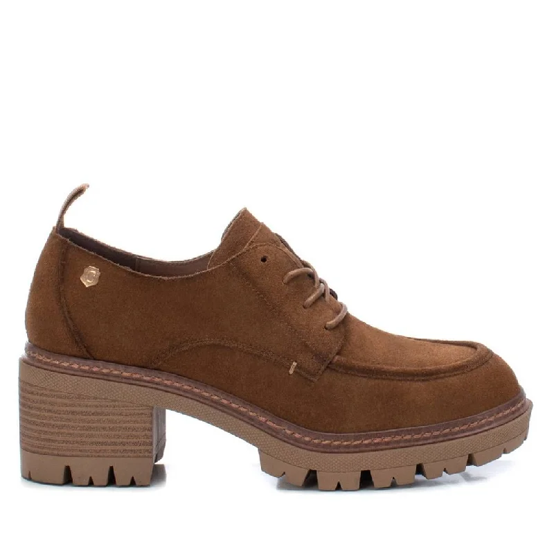 chic leather Oxford shoes for daily wear -Oxfords Deep RedCarmela CollectionWomen's Suede Heeled Oxfords By XTI