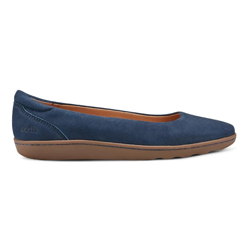 Flats with rounded toe for a cozy and classic look-Flats for business casual-Landen Round Toe Casual Flats