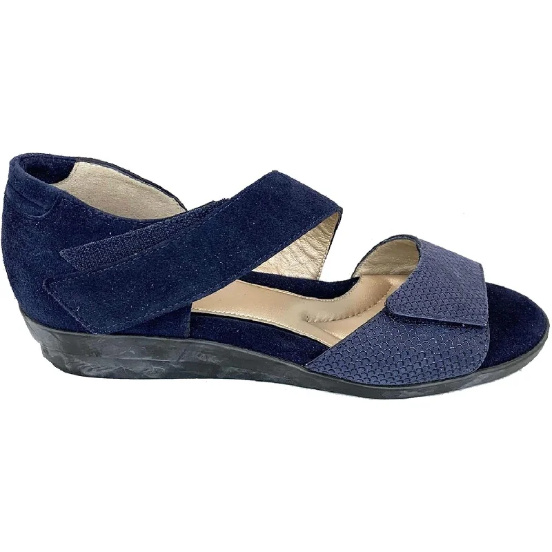 sandals for men with casual design and comfortWomen's BeautiFeel Dita Navy Linear 3D Print Suede