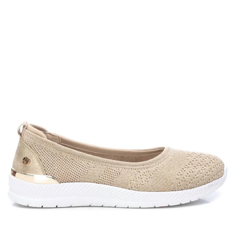 Flats with rounded toe for a classic and comfortable design-Flats for warm fit-Women's Ballet Flats Shoes In Nude