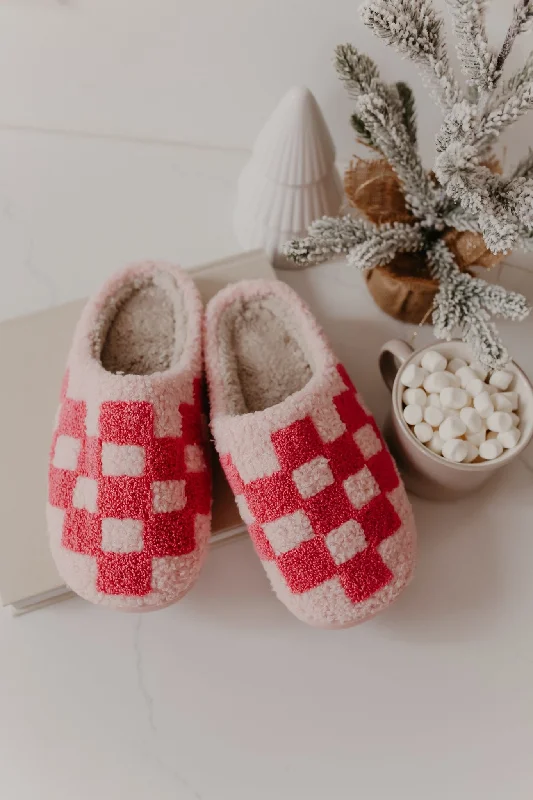 slippers for women with lightweight sole for comfortable movement-Slippers with bright soles-Pink Checkered Faux Plush Slippers