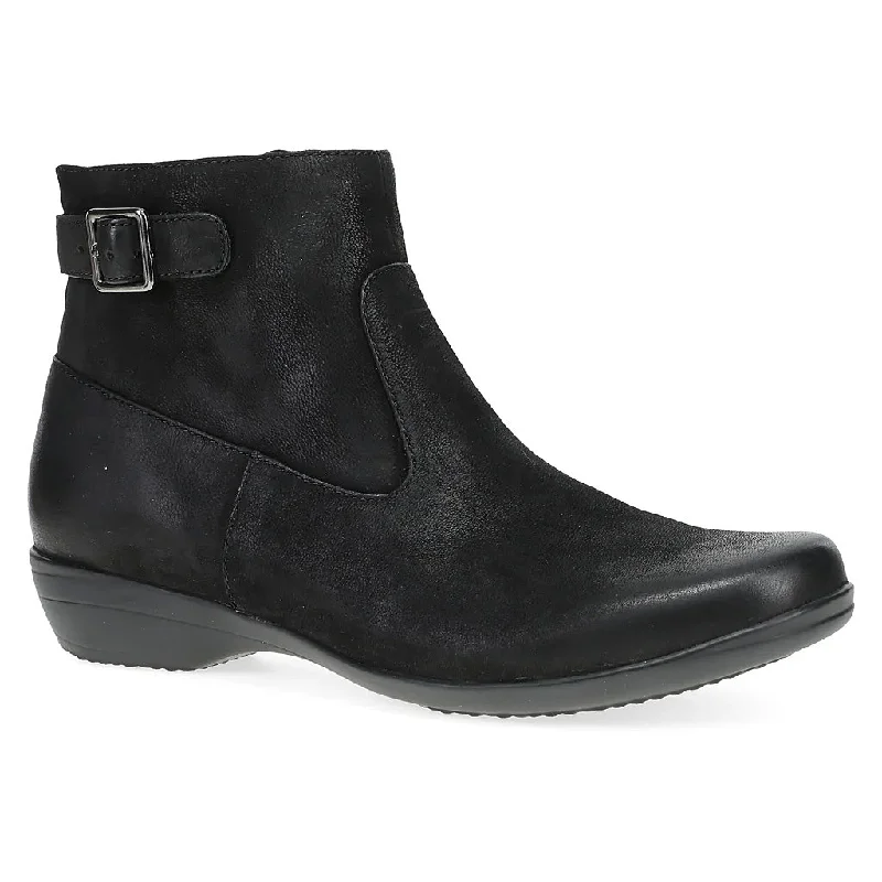 Stylish boots for women with buckled straps-Fergie