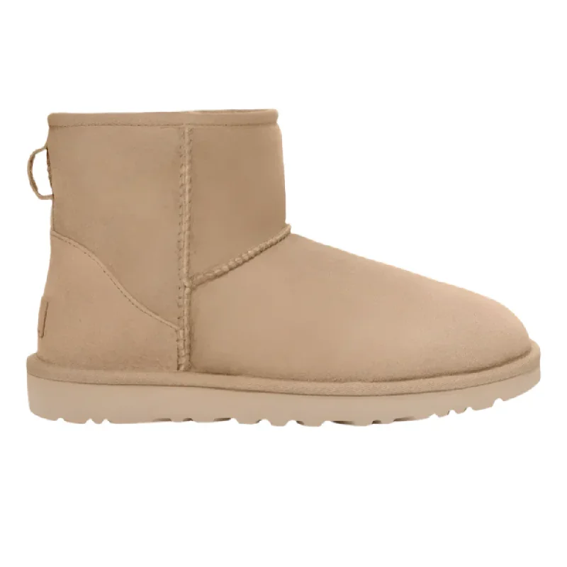 Warm winter boots for men with insulated lining-Ugg Women's Classic Mini II Boot Sand