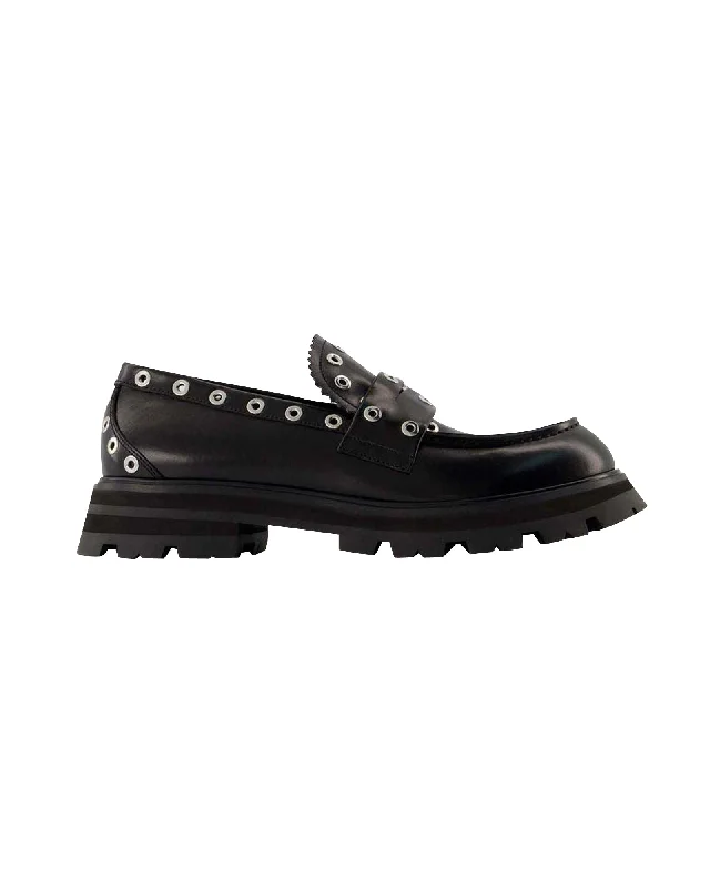 loafers for a polished and professional lookLoafers with Modern PatternsWander Loafers - Alexander Mcqueen - Black - Leather