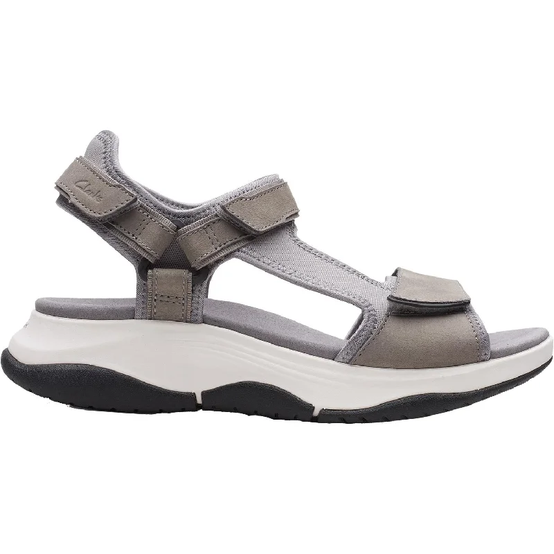 sandals for stylish outdoor activitiesWomen's Clarks Wave 2.0 Skip Grey Combi Textile/Nubuck