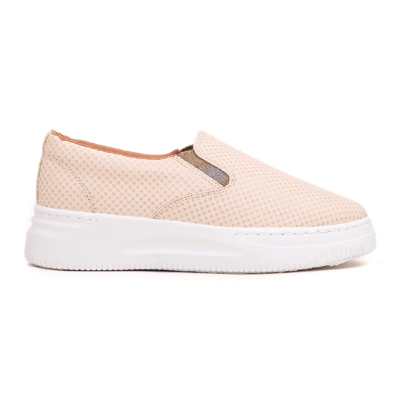 athletic shoes for women with adjustable strap for custom fit-Athletic shoes for casual trainingBeige Slip On Sneaker AT9082