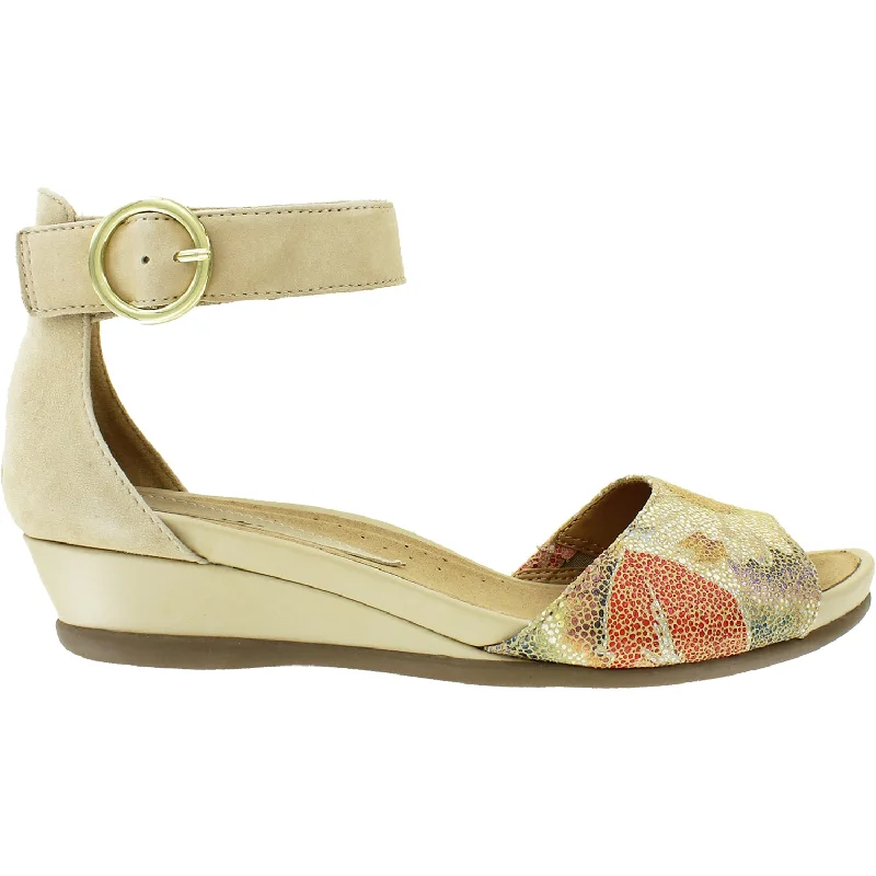 sandals for fashionable everyday wearWomen's Earth Hera Beige Printed Leather